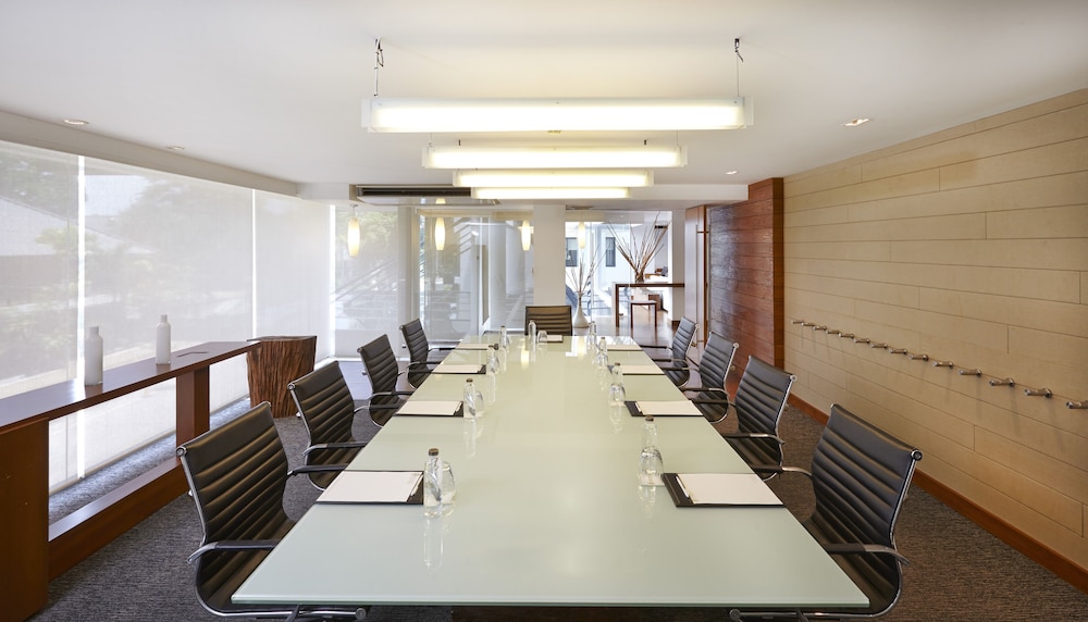 Woodlands Suites Serviced Residences 38/50