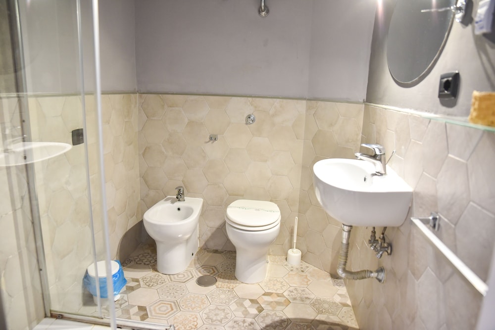 Mirosa Bed And Breakfast 38/50