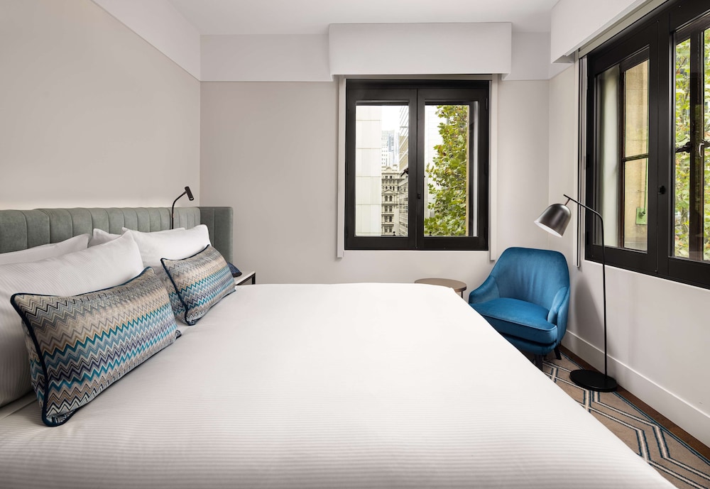Hilton Melbourne Little Queen Street 42/62