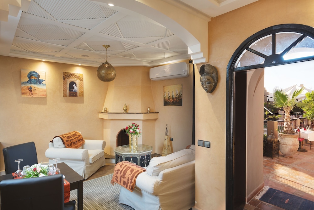 RIAD AFRICA 57/80