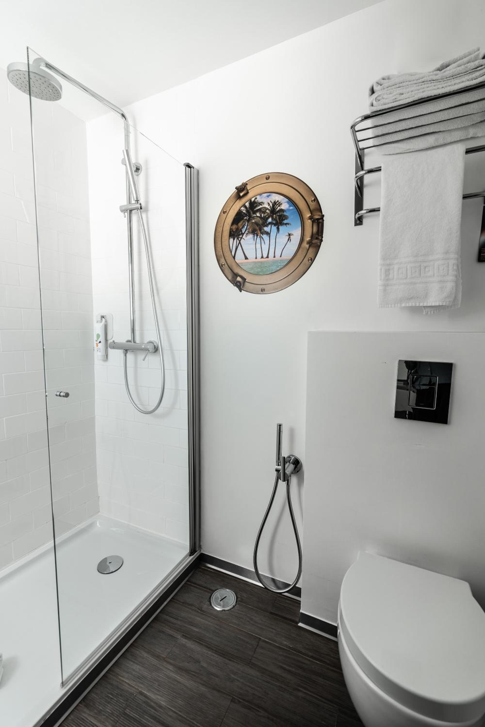 غرفة ثلاثية بسرير مزدوج وسرير فردي، ibis Styles Lisboa Centro Liberdade NE 9/10