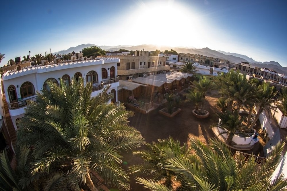 Shams Hotel &amp; Dive Centre 1/34