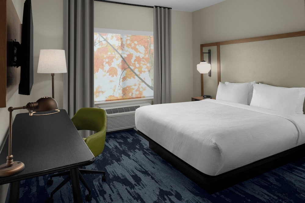 Fairfield Inn & Suites by Marriott Sacramento Winters 20/50