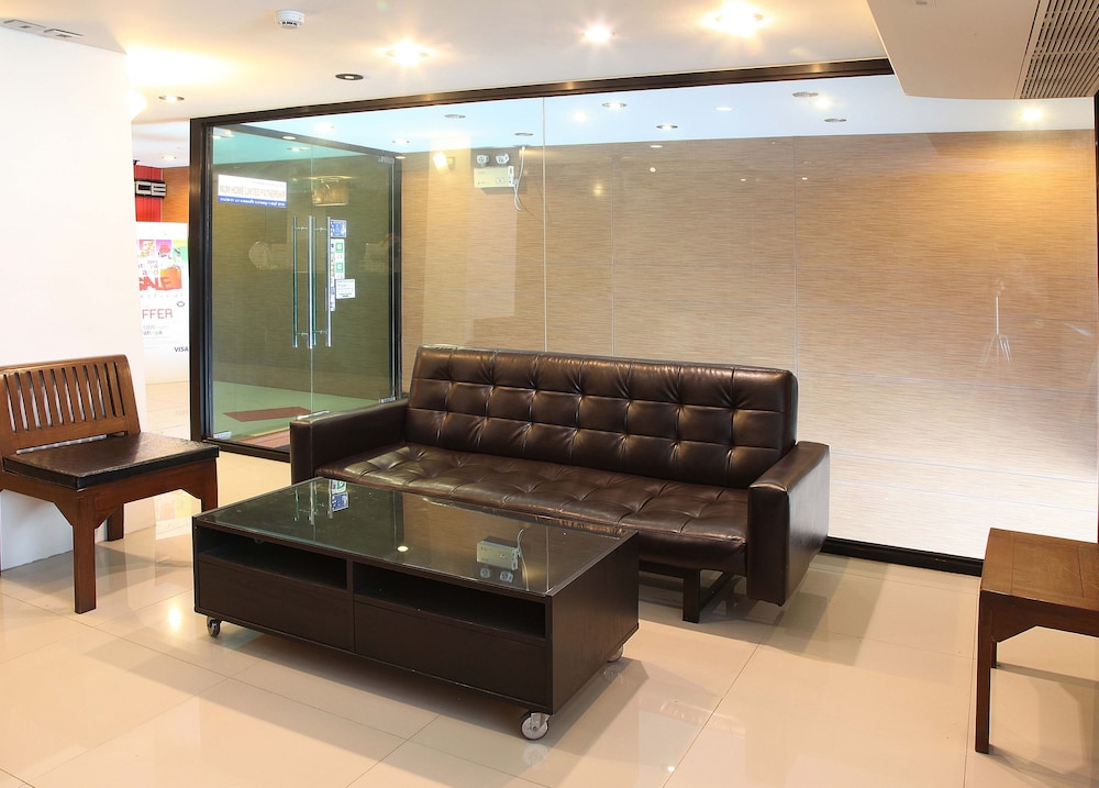 Punyapha Place Pattaya Beach 45/69