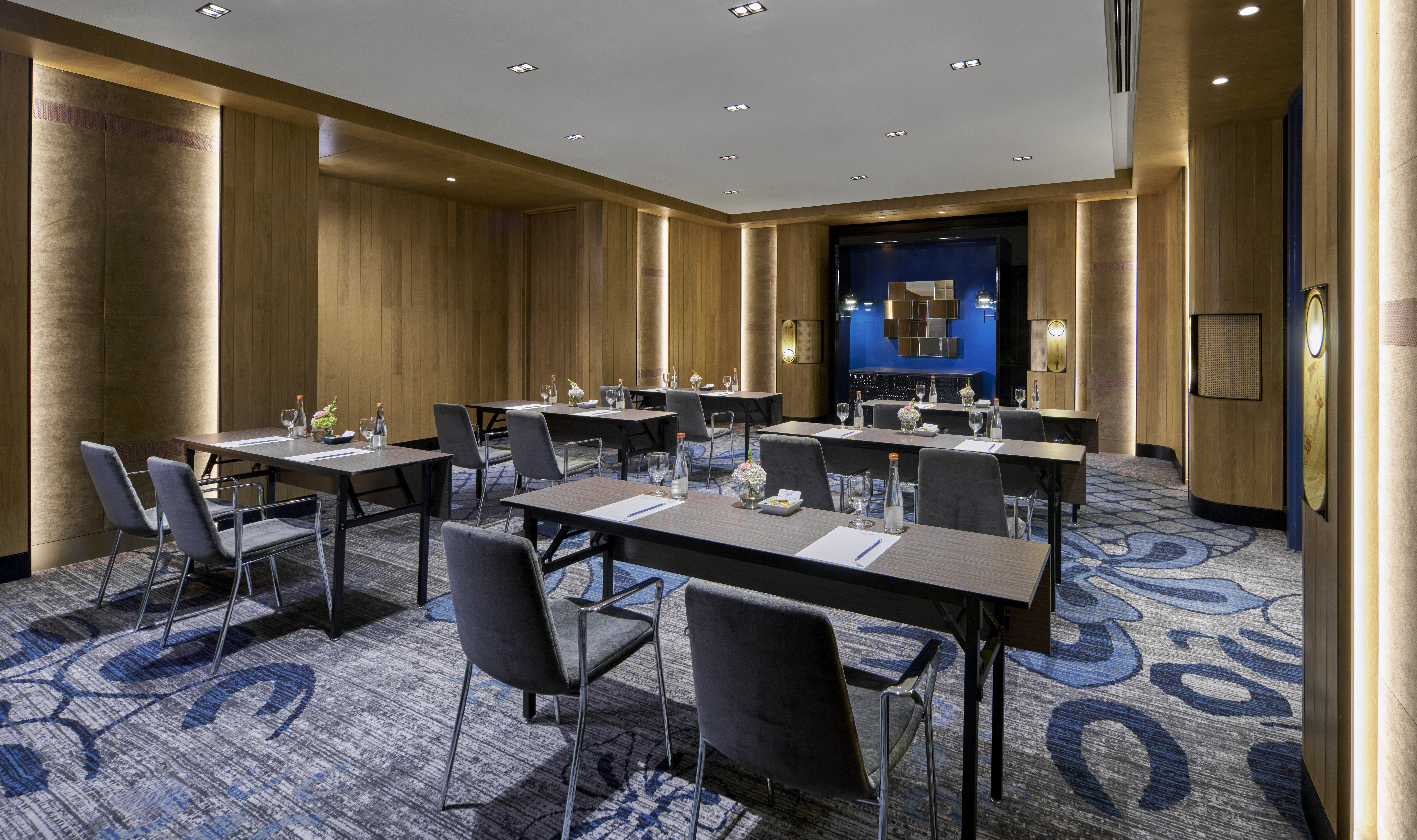 Hotel Indigo Bandung Dago Pakar 36/50