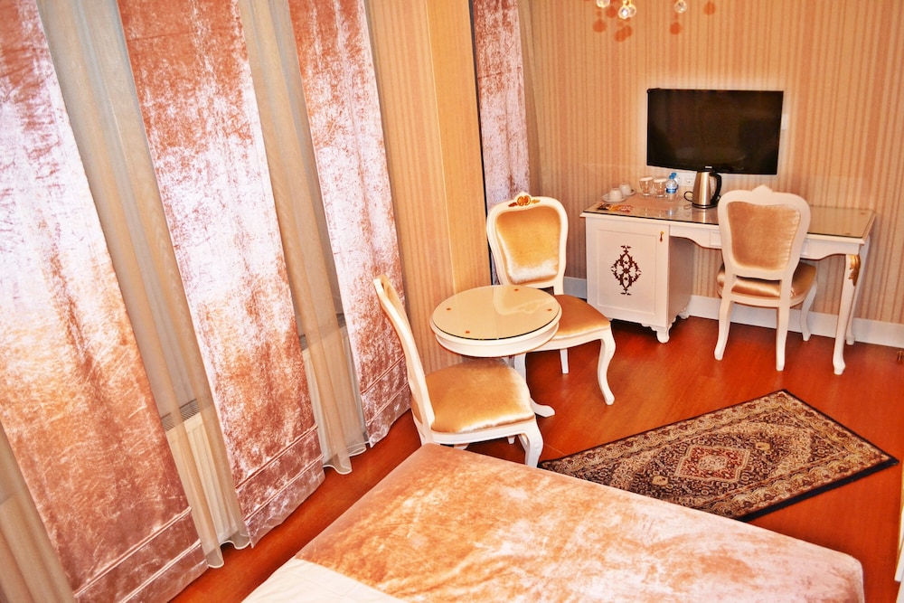 Alyon Hotel Taksim 52/56