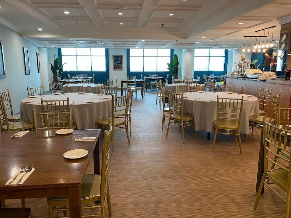 The Lanes Hotel 36/54