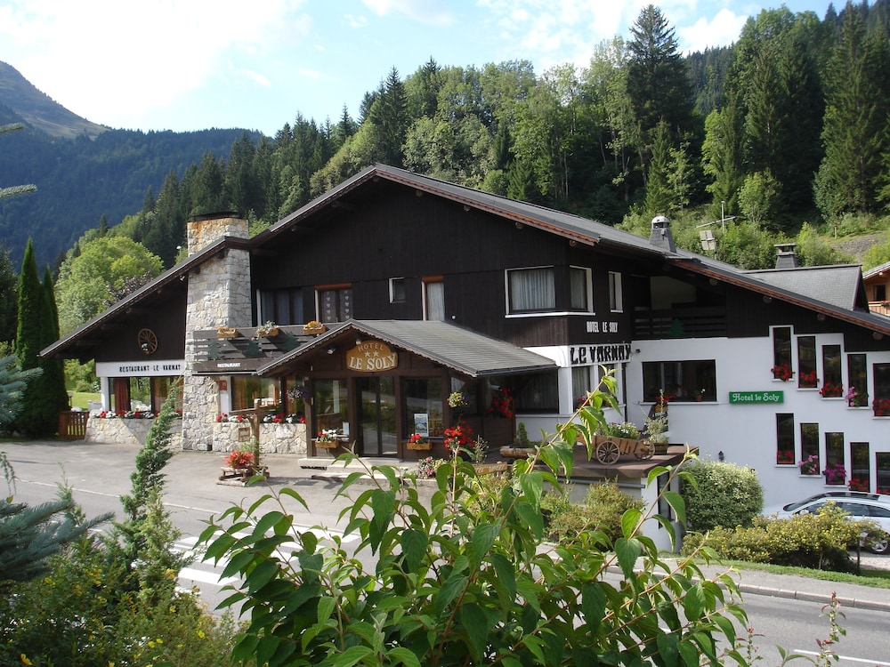 Hotel Le Soly Varnay 1/68