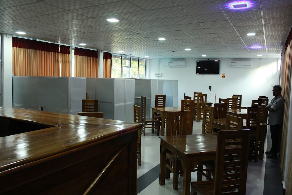 Ananthi Hotels 9/18