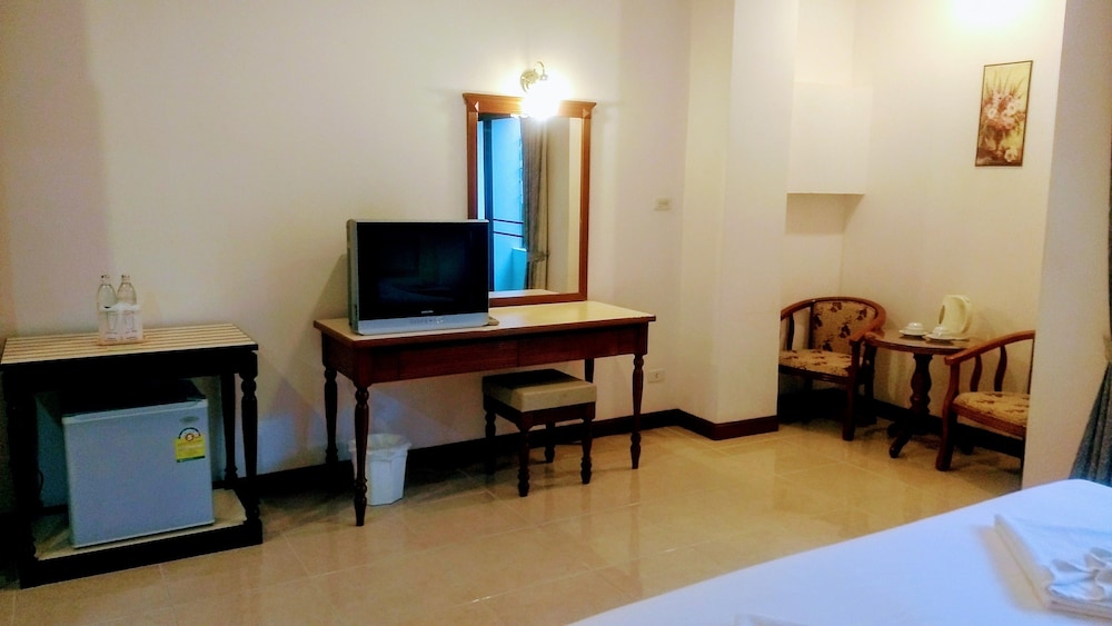 Mei Zhou Phuket Hotel 49/67