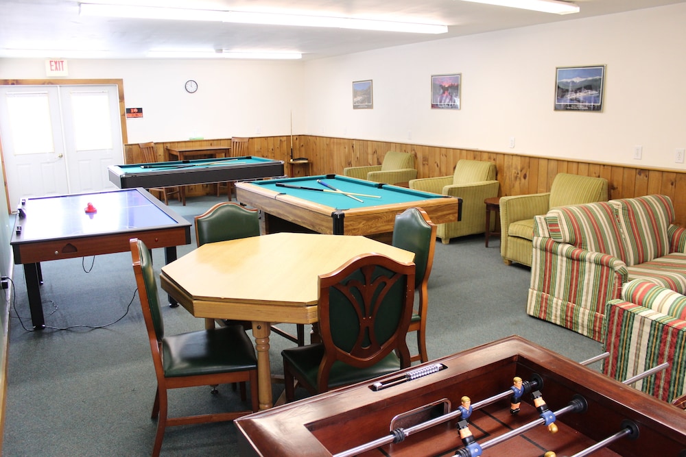 Nootka Lodge 32/50