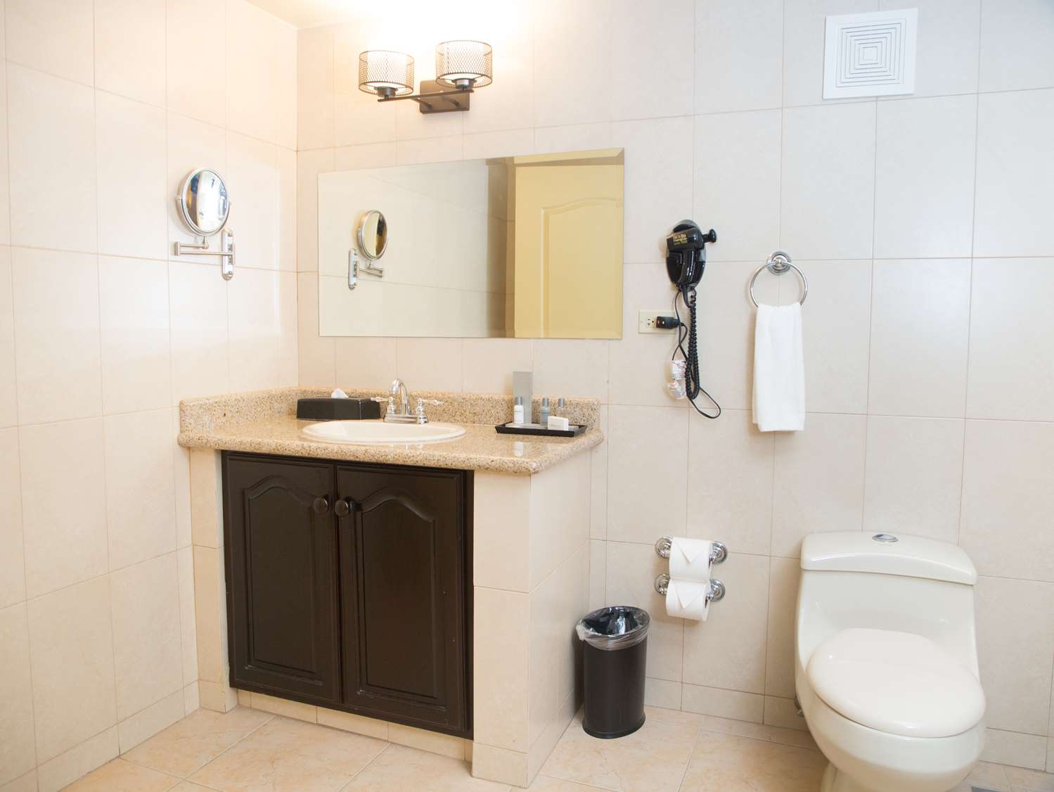 Best Western El Dorado Panama Hotel 50/50