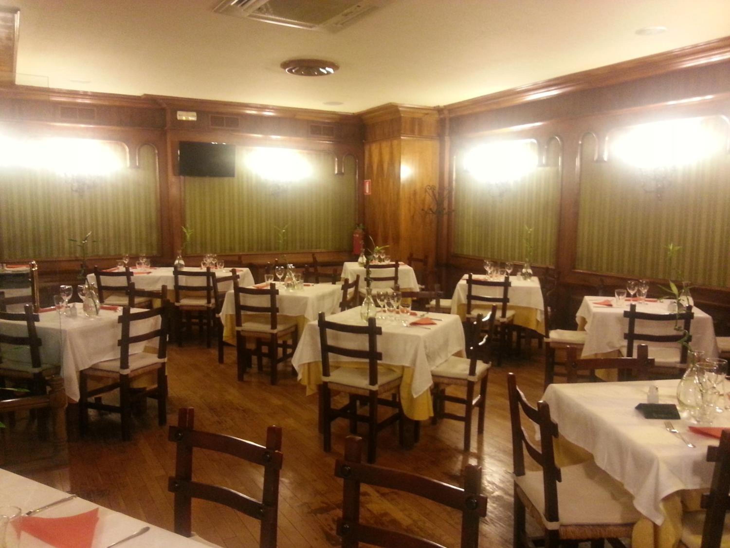 Hotel Gaudi Astorga 37/48