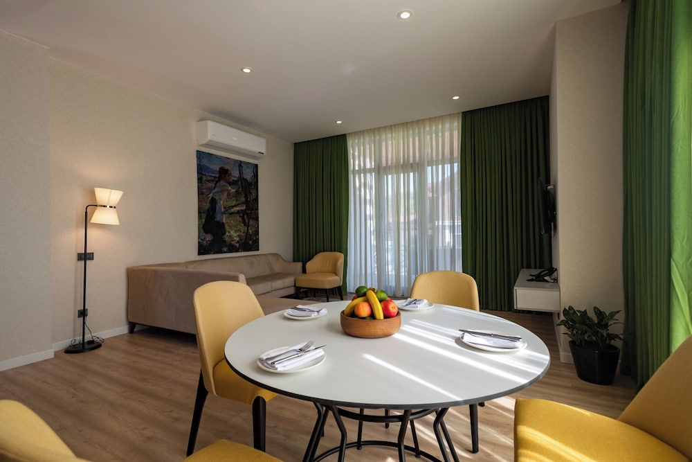 Shabran Wellbeing Resort 63/74