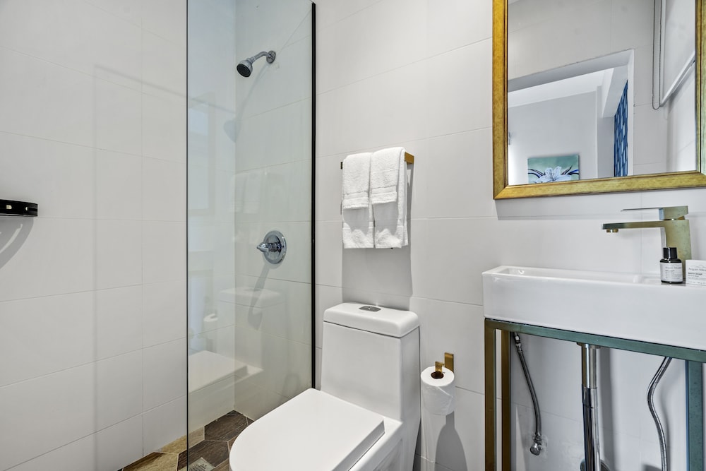Don Rafa Boutique Hotel & Residences 49/50
