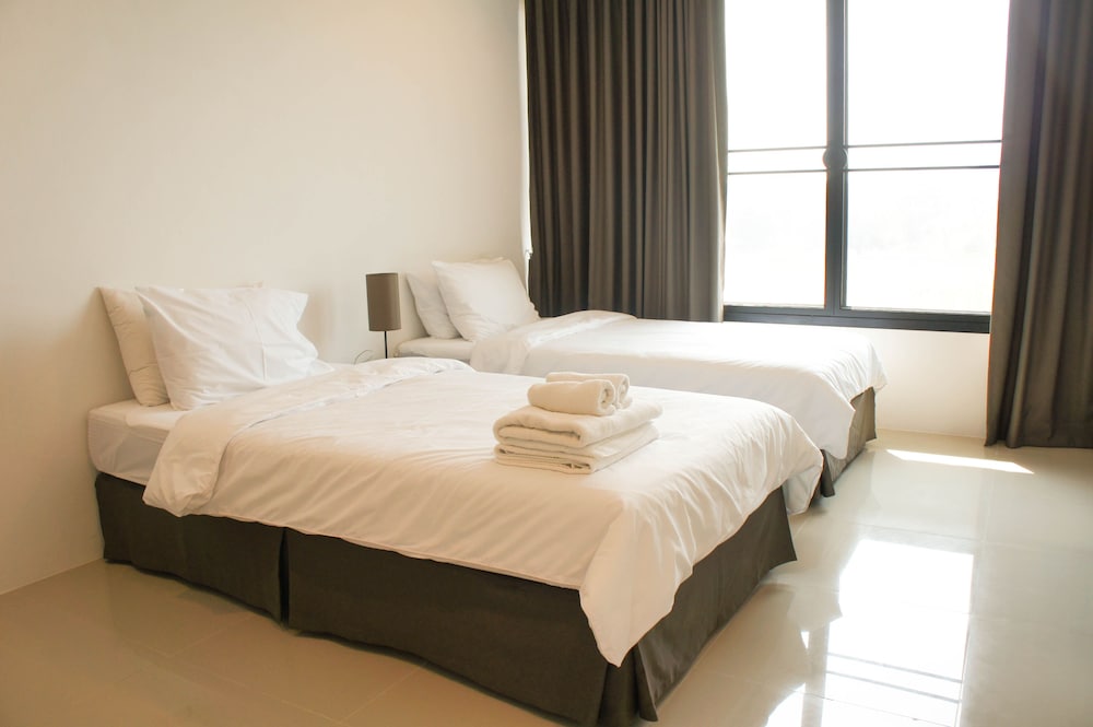 SUPERIOR, DOUBLE BED