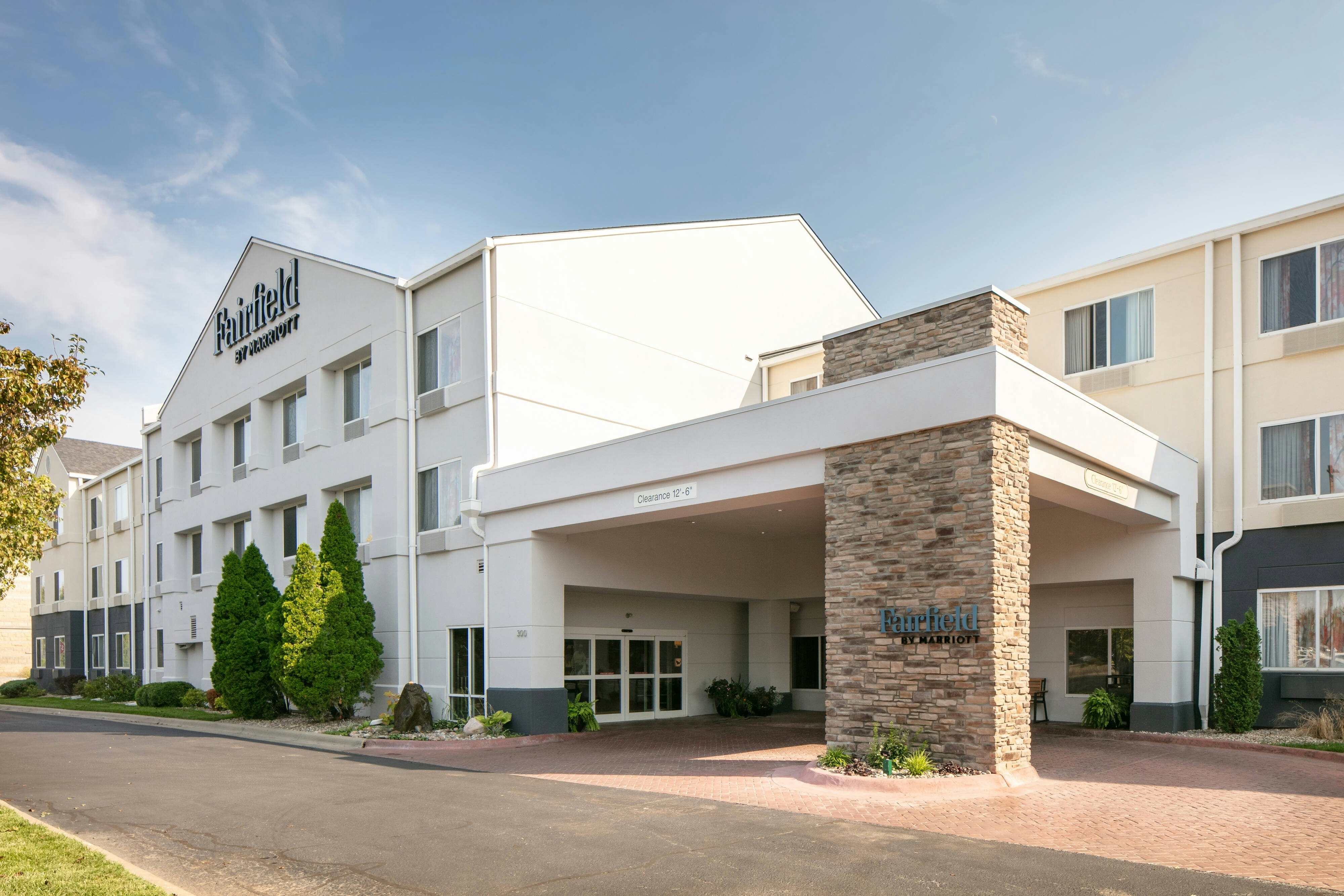 Fairfield Inn Manhattan 13/13