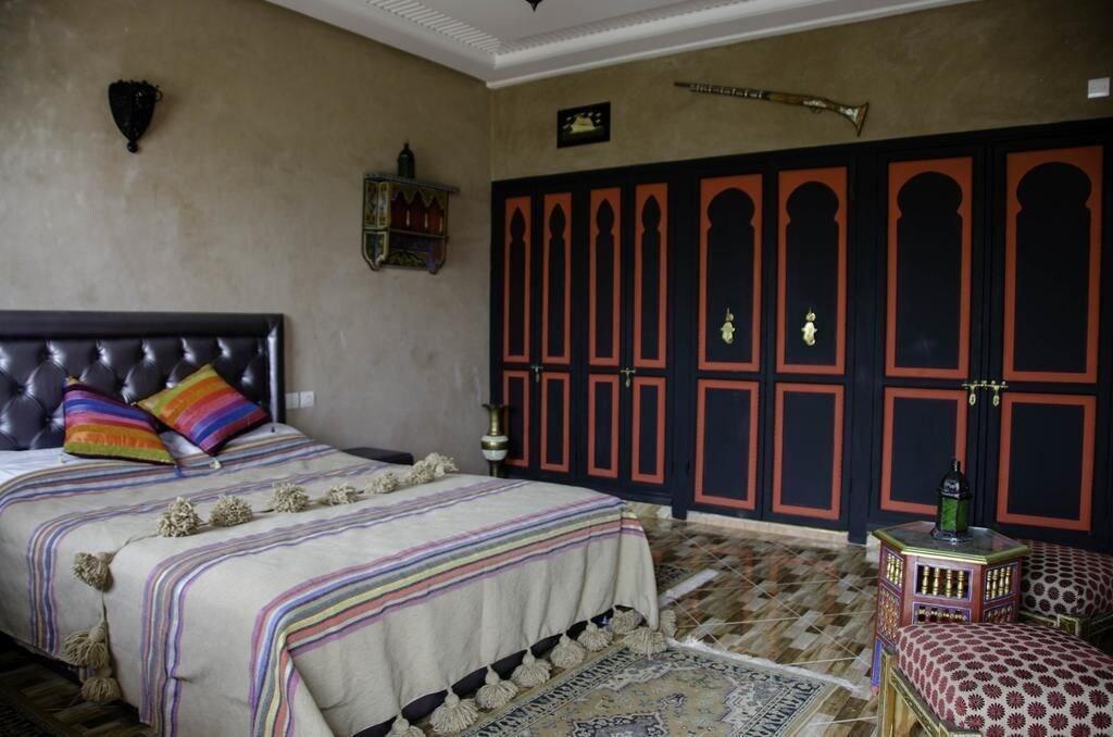 غرفة أساسية بإطلالة على البحيرة