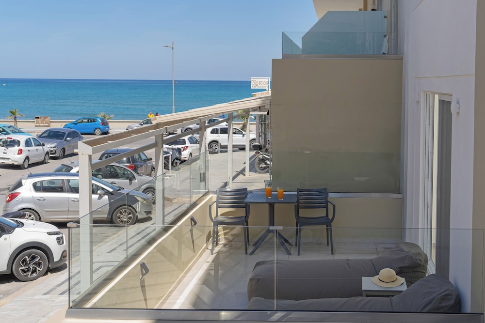 Meltemi Coast Suites 49/68