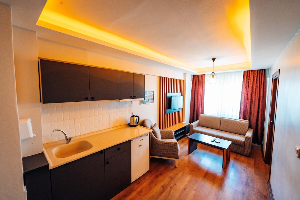 Evin Suit Hotel 23/50