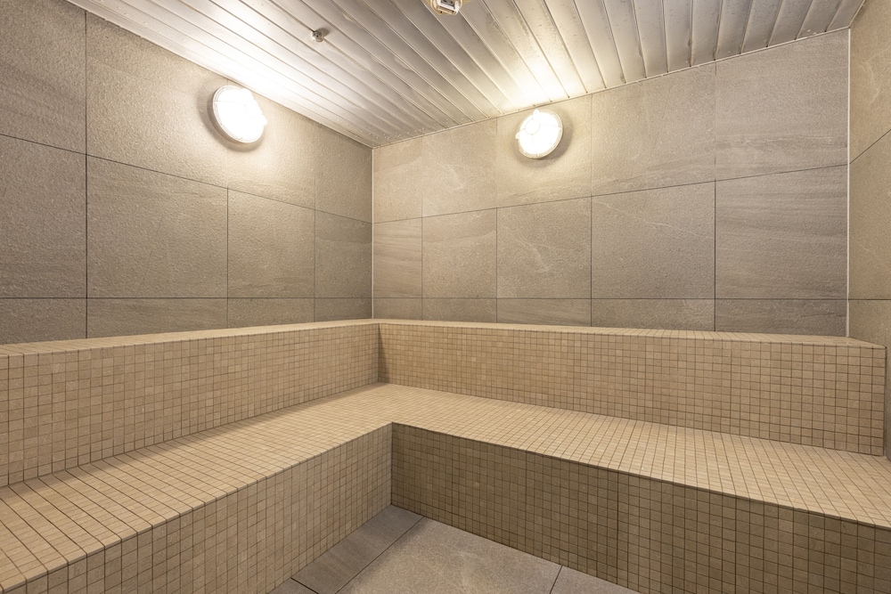 swimming pool spa