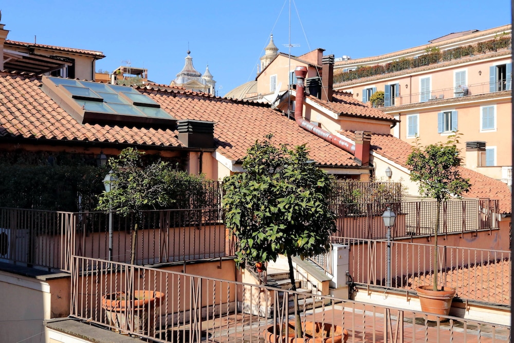 Piazzetta Margutta - My Extra Home 2/77