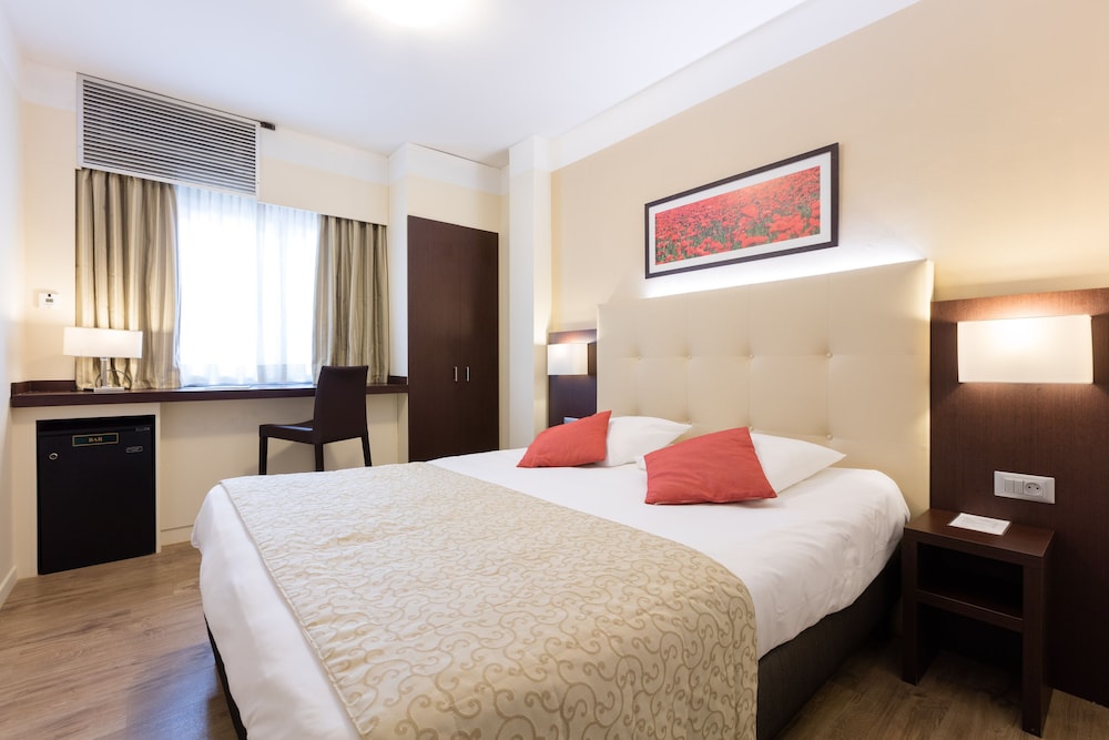 Hotel Rotonde 29/73