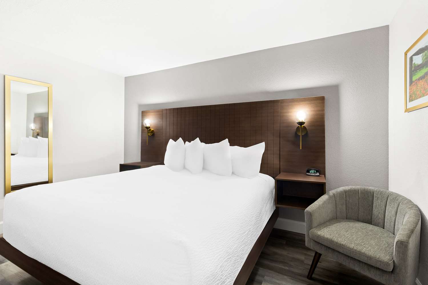 Surestay By Best Western Groves 14/28