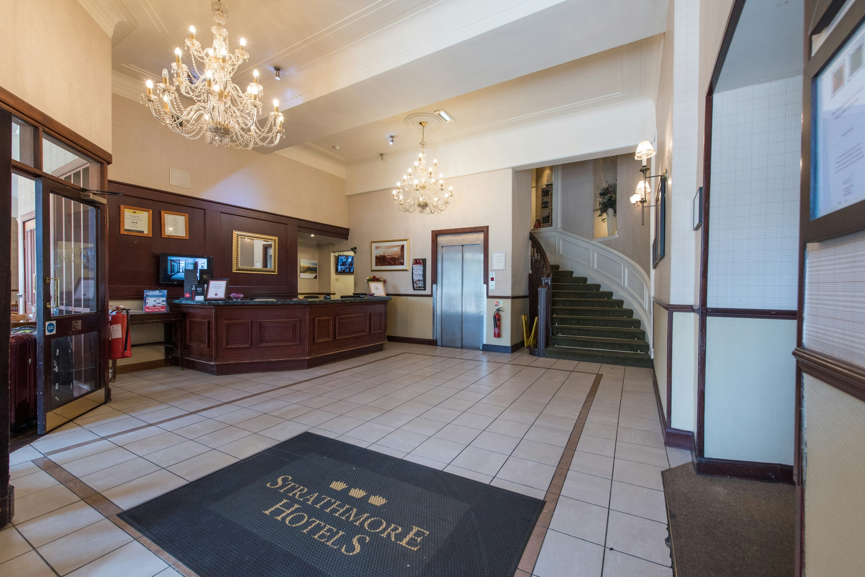 Royal Hotel Oban 8/50