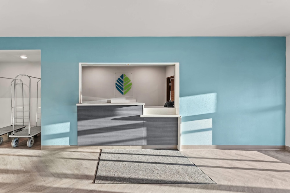 WoodSpring Suites Jackson Pearl I-20 6/58