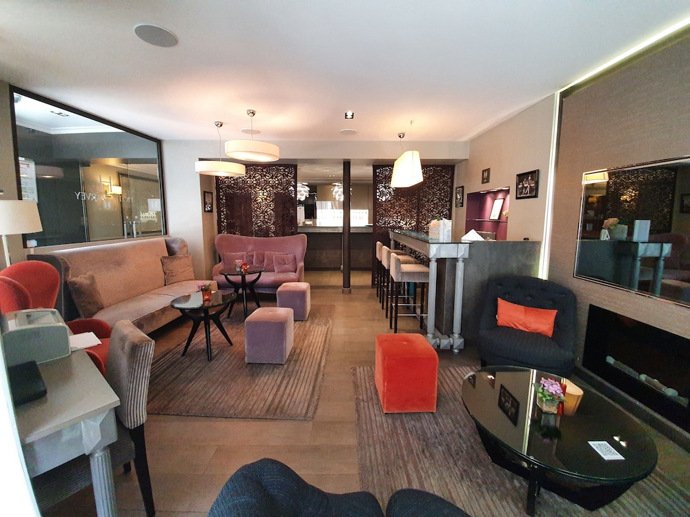 Hotel Harvey 49/68