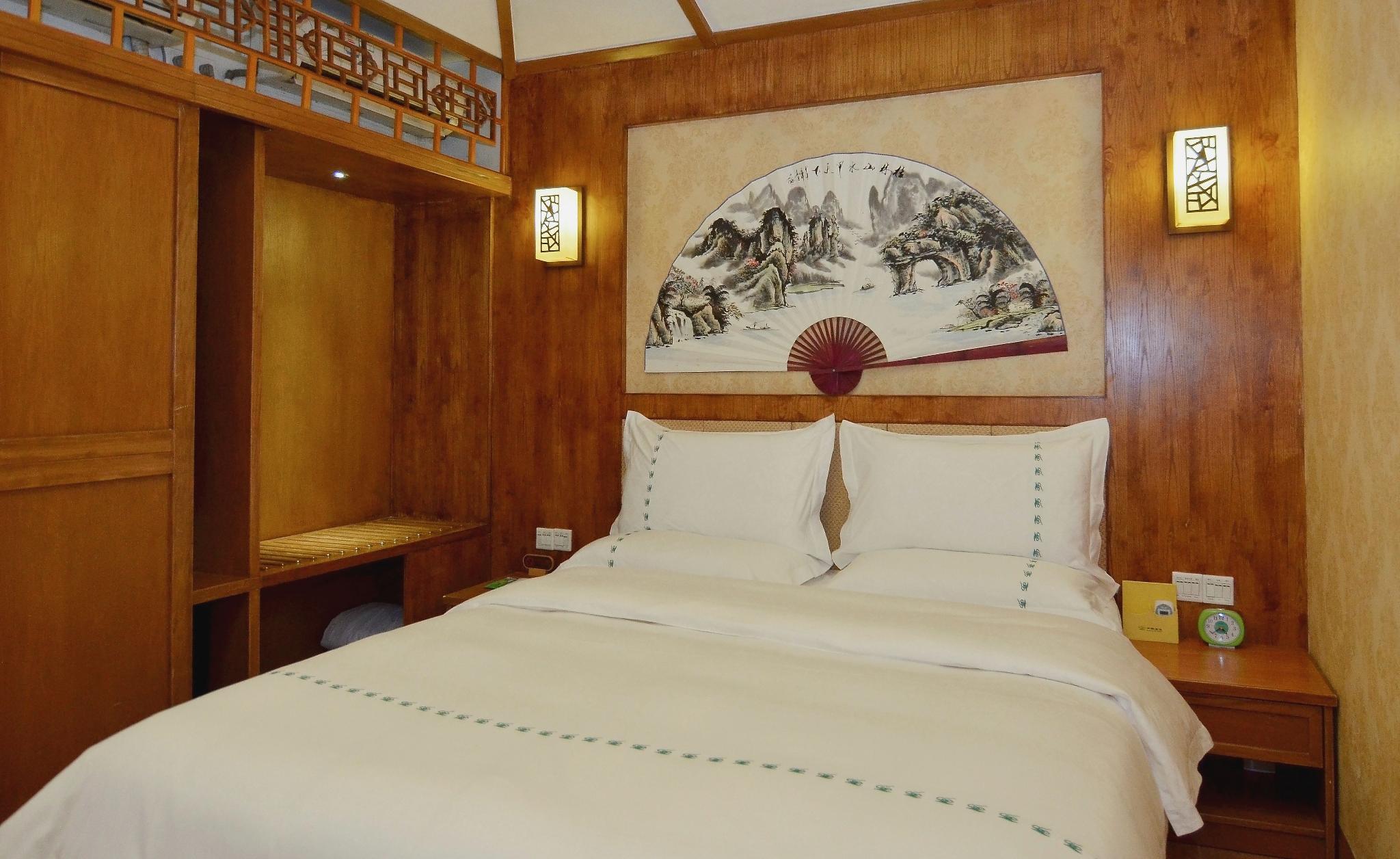 Quanyan Hotspring Holiday Hotel 8/56