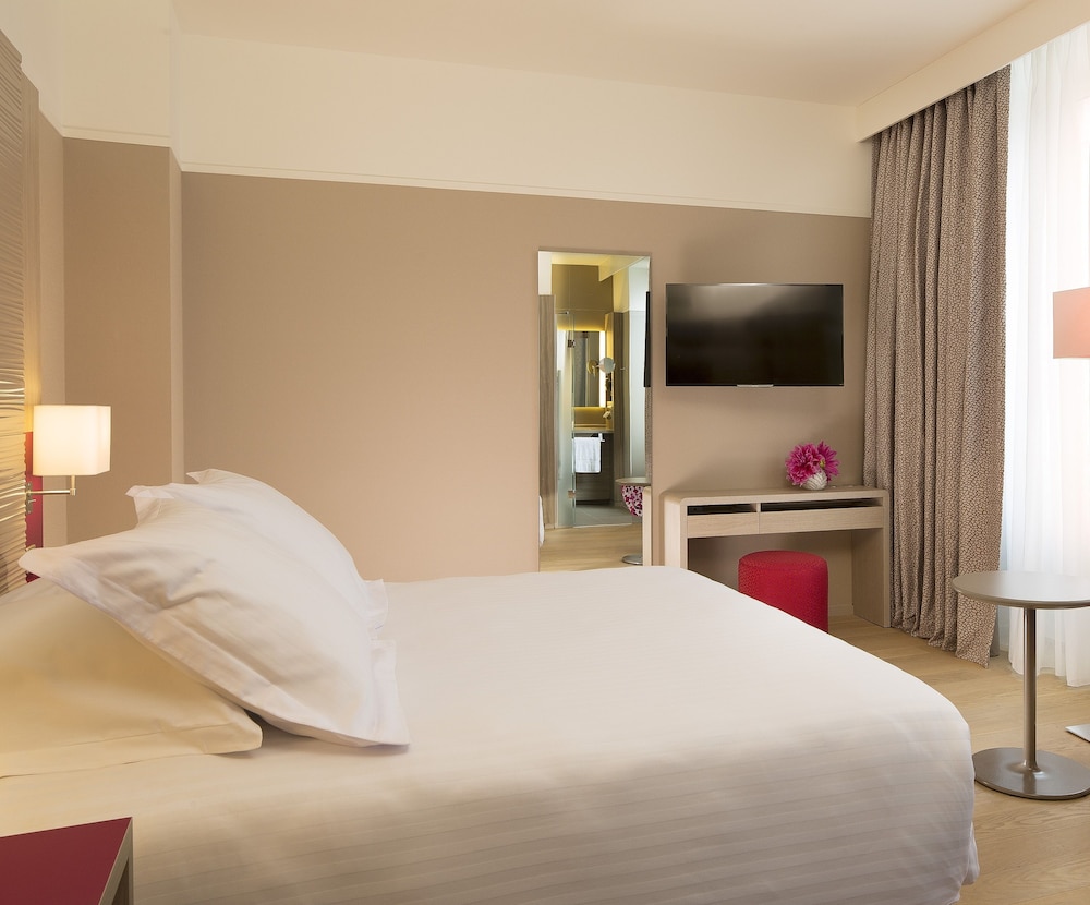 SUPERIOR, DOUBLE BED