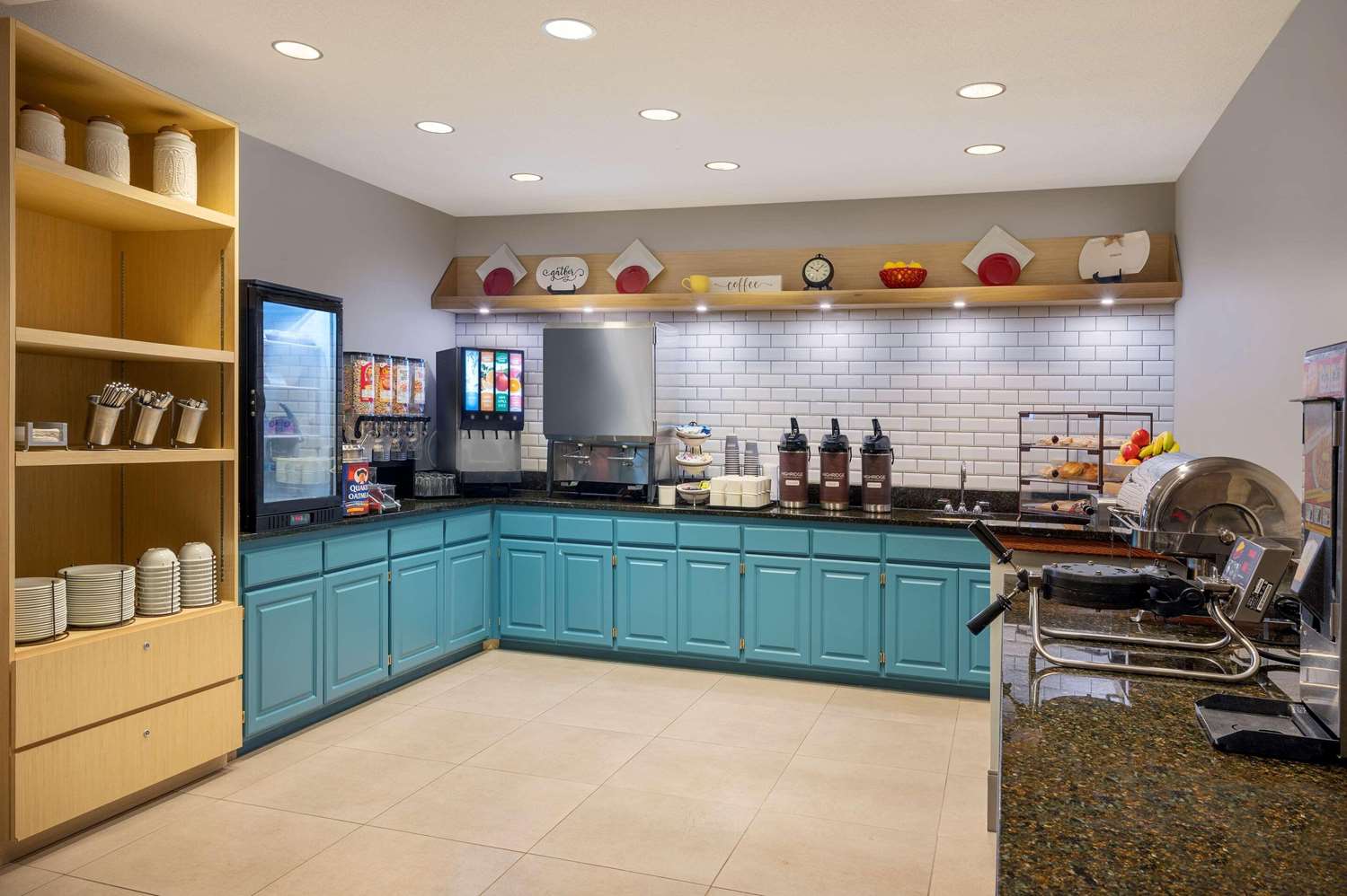 Country Inn & Suites by Radisson Albertville near Outlet Mall 7/21