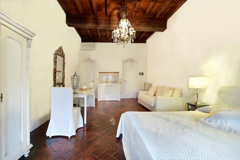 PALAZZO TOLOMEI RESIDENZA D'EPOCA 12/50