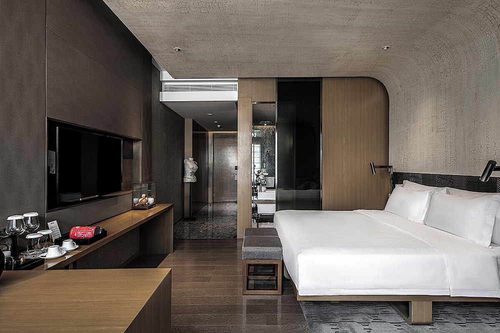 Hui Hotel 20/65