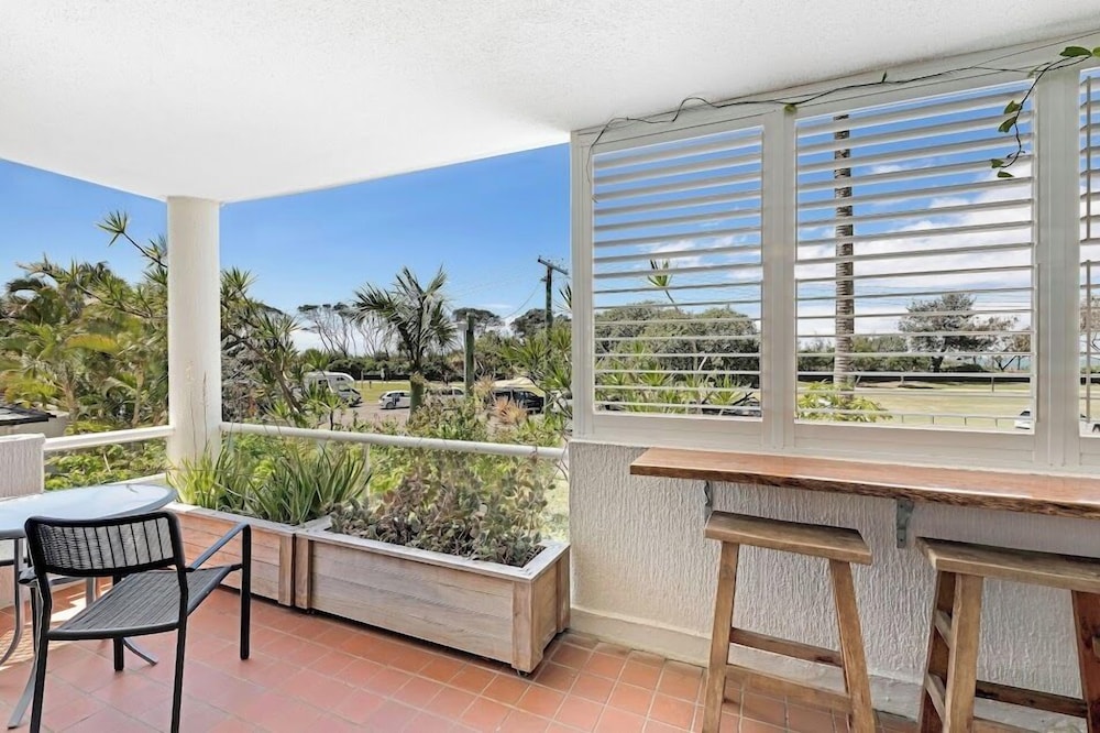 SUNDECK GARDENS 36/47