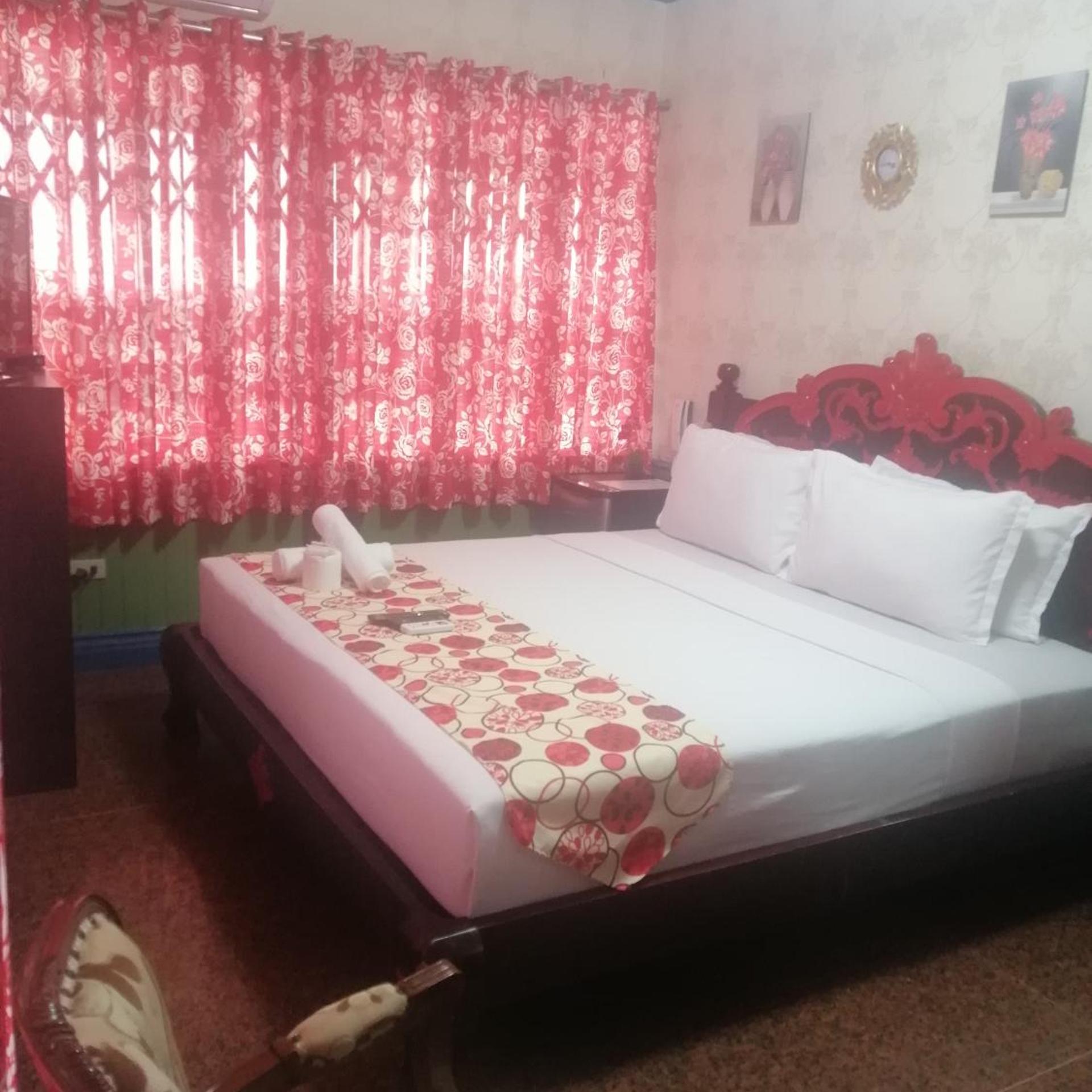 غرفة سوبيريور بسرير كينج، Sang Yoo Mountain View Tagaytay 5/10