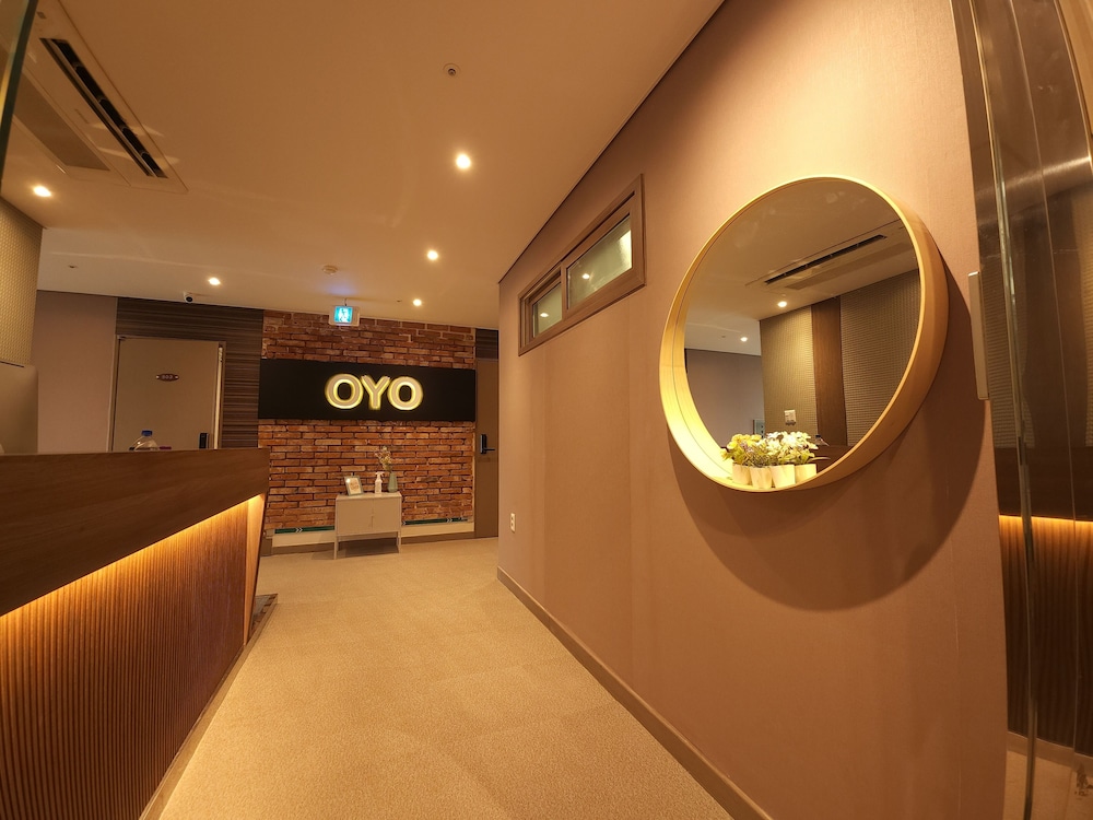 OYO Hostel Myeongdong 2 11/75