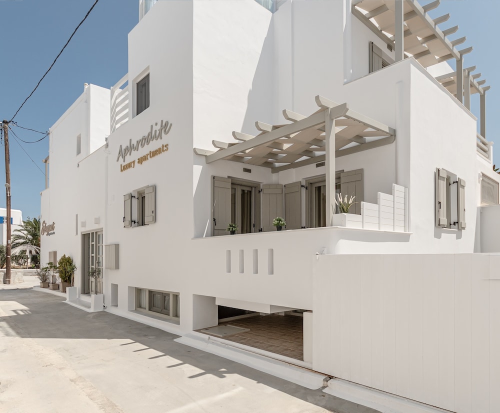 Aphrodite Luxury Apartments 30/36
