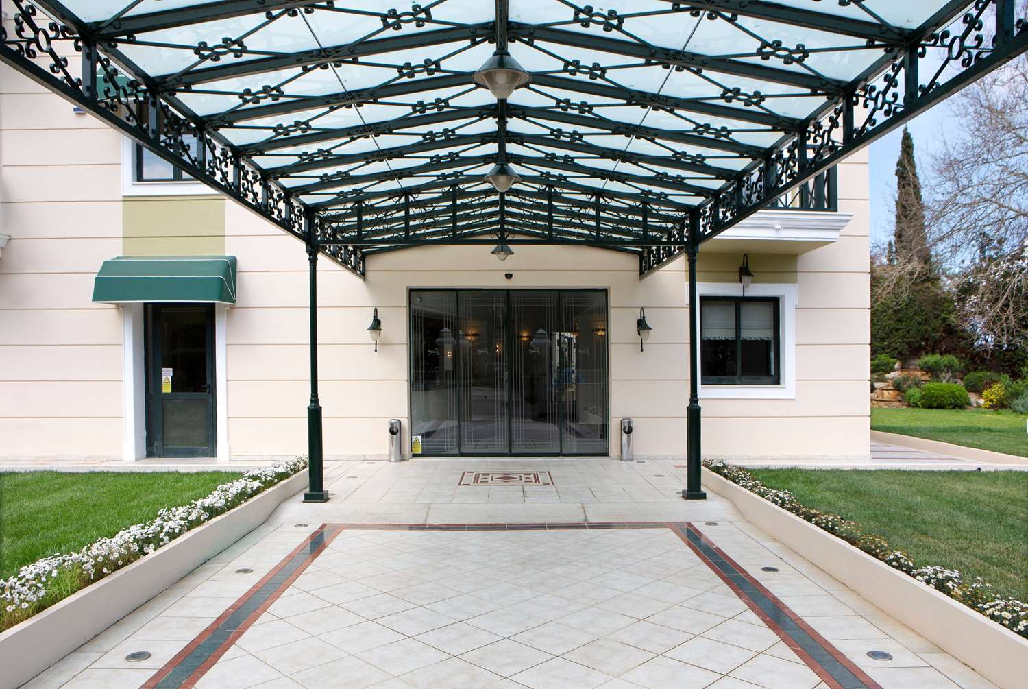 Ramada by Wyndham, Athens Club Attica Riviera in Marathon