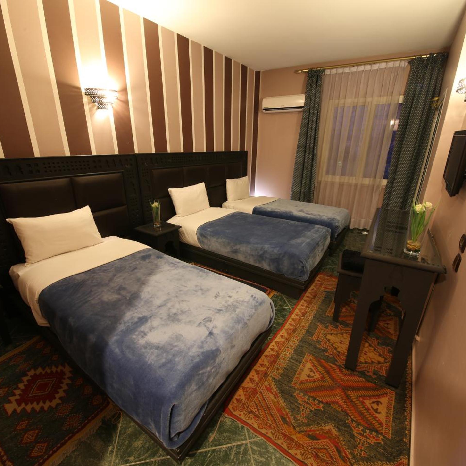 AKOUAS HOTEL 11/46