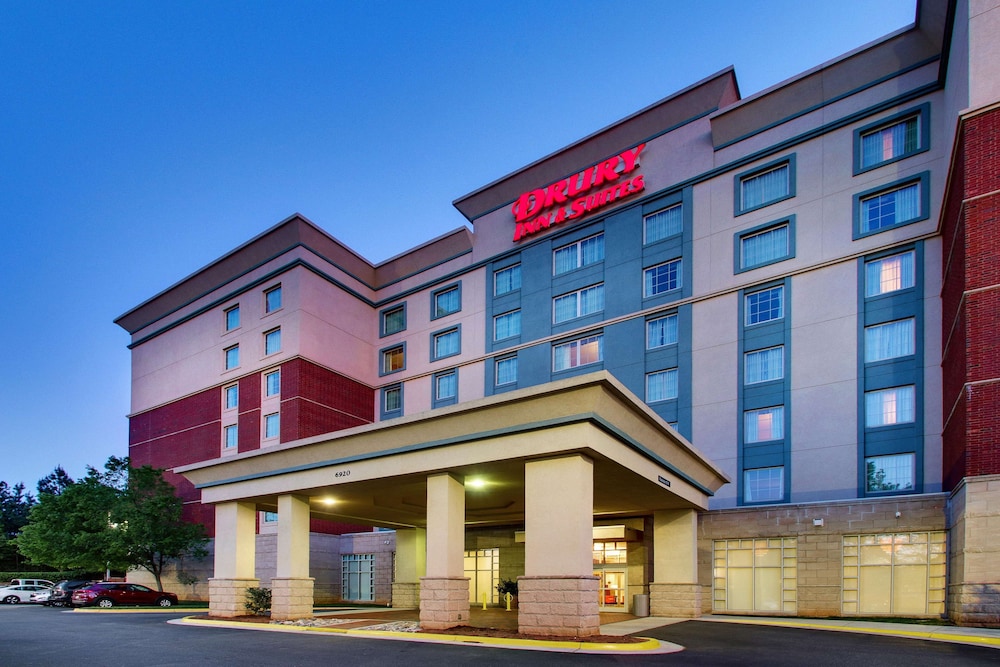 Drury Inn & Suites Charlotte Northlake 2/50