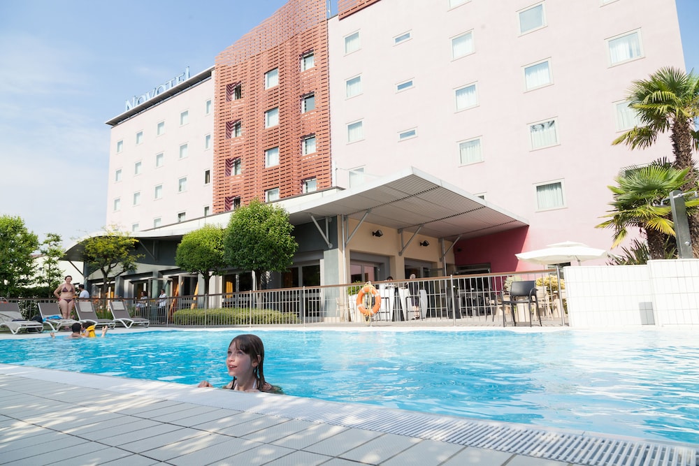 NOVOTEL BRESCIA 2 6/69