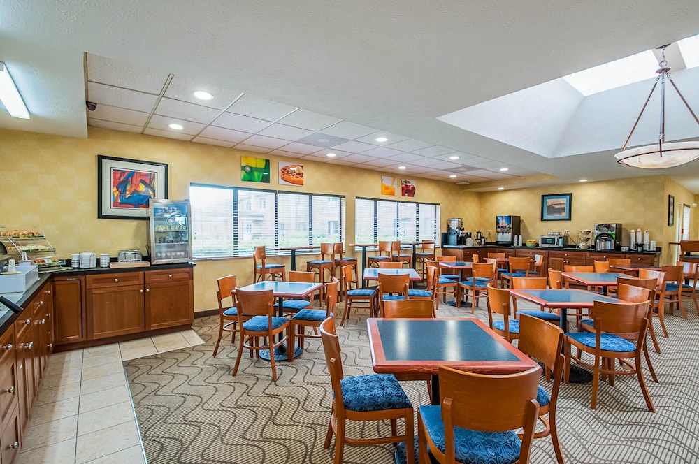 Quality Inn Salisbury North, MD 30/43