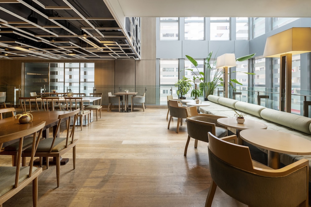 JEN Hong Kong by Shangri-La 50/68