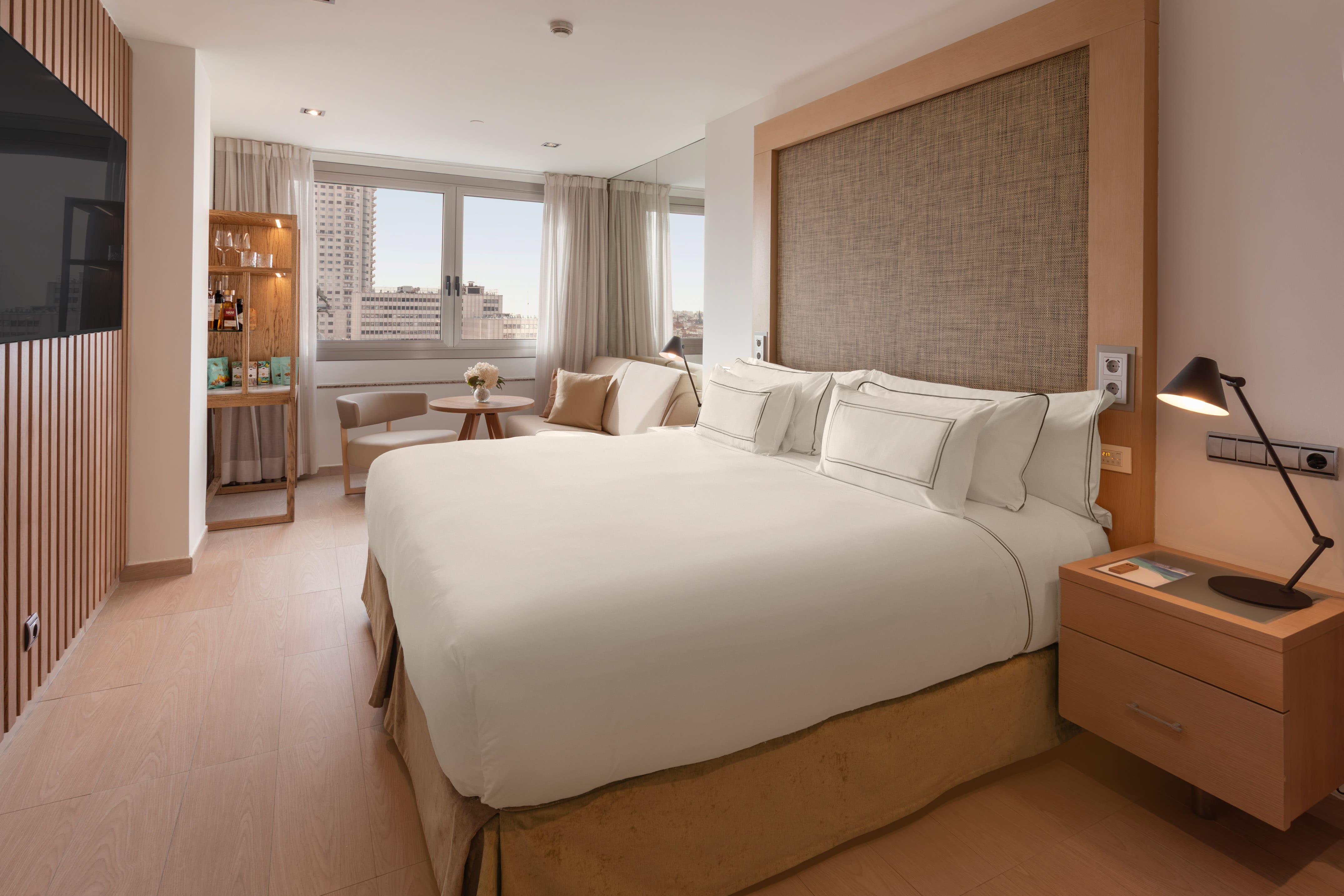 The Level, Junior Suite, Panoramic View