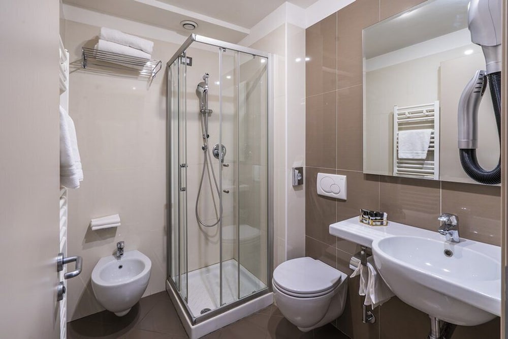 Smart Hotel Holiday 44/50