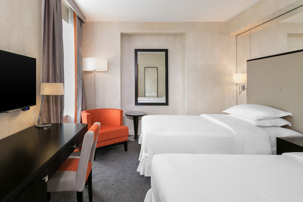 Sheraton Bucharest Hotel 11/48