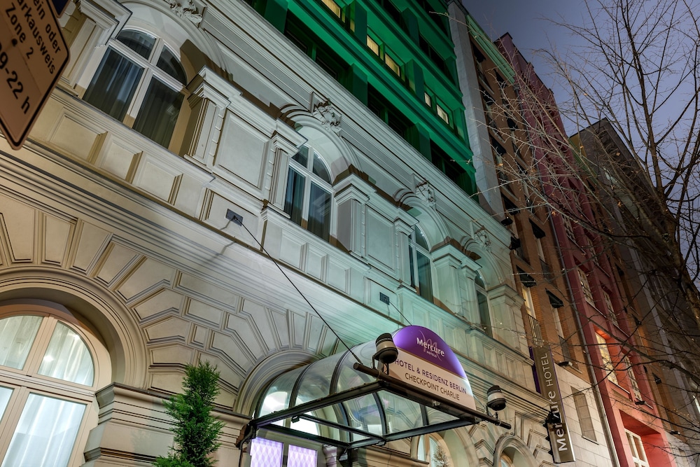Mercure Hotel & Residenz Checkpoint Charli 5/48